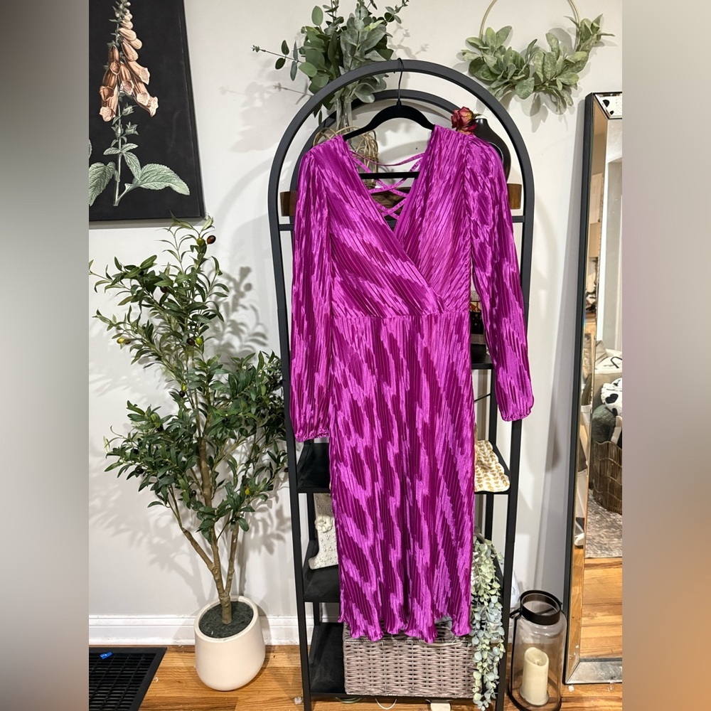 Kensie Fuchsia Pleated Long Sleeve Midi Dress Size 8 NWT